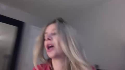 bpkylie online show from 11-19-25, 01:38