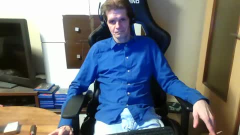 Snapshot of bponie1 chatting on 12-25-24, 02:03 bponie1 online show from 12-25-24, 02:03