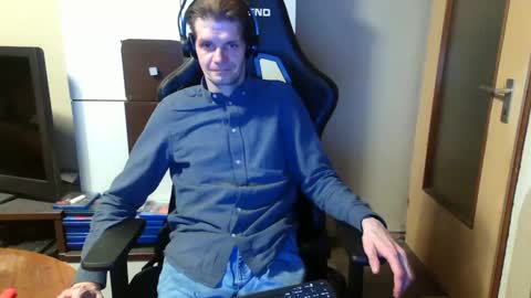 Snapshot of bponie1 chatting on 01-24-25, 10:30 bponie1 online show from 01-24-25, 10:30