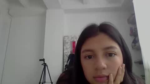 Snapshot of brad_and_emma293215 chatting on 11-24-25, 04:29 brad_and_emma293215 online show from 11-24-25, 04:29