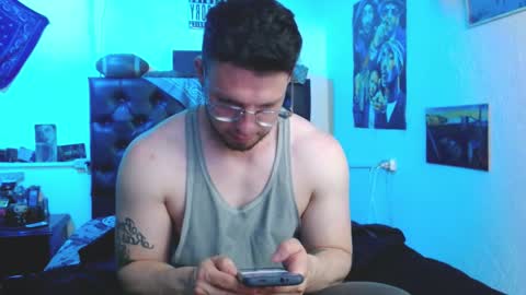 brad hot boy online show from 11-01-25, 10:34