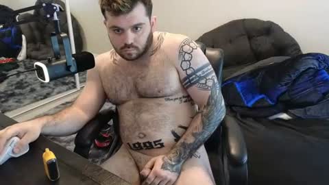 Snapshot of brad_larck199 chatting on 06-24-26, 04:17 keith lark199 online show from 06-24-26, 04:17
