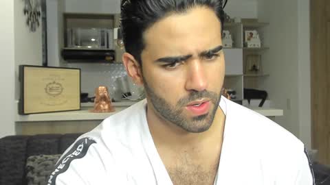 bradleymartin7 online show from 02-07-25, 11:24