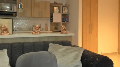 bradleymartin7 online show from 01-07-26, 12:24