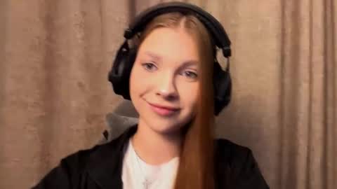 Alice online show from 11-07-25, 04:18