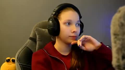 Alice online show from 01-11-26, 03:17