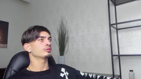 BrandonTateX online show from 12-13-24, 01:01