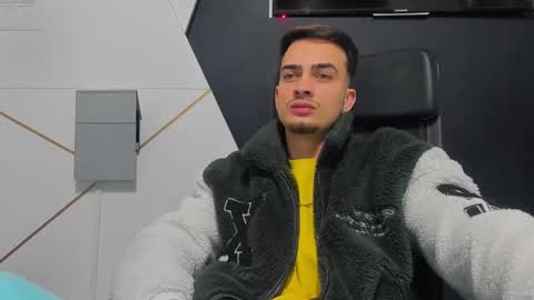 BrandonTateX online show from 01-18-26, 05:22