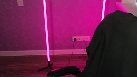 Belle  online show from 01-19-25, 06:09