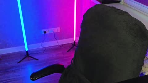 Belle  online show from 02-27-25, 02:10