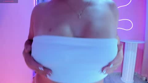 Snapshot of brandy_priscot chatting on 04-18-26, 09:26 brandy priscot online show from 04-18-26, 09:26