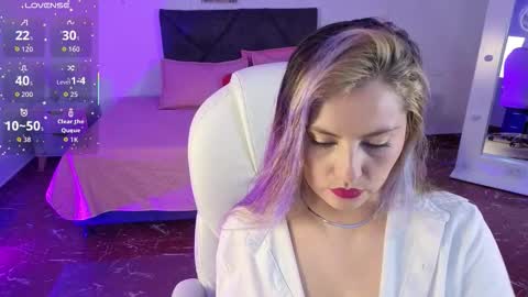 BRANDY  online show from 11-23-25, 04:34