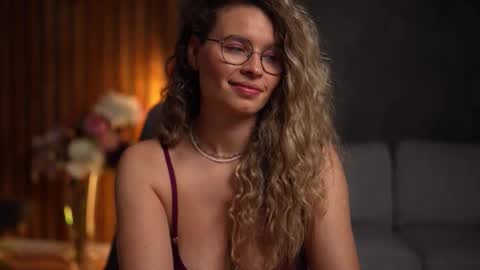 Alex online show from 11-08-25, 05:18