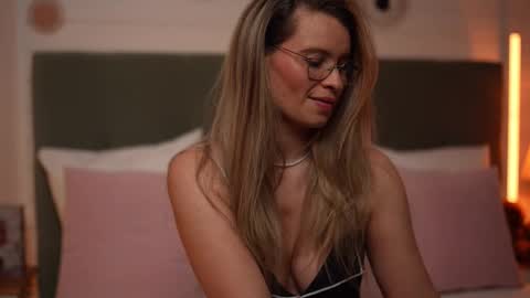 Alex online show from 03-17-26, 04:50