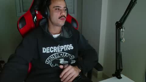 Snapshot of brasilianonca chatting on 03-29-26, 06:13 brasilianonca online show from 03-29-26, 06:13