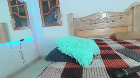 Snapshot of bratz_glloe chatting on 05-14-26, 02:51 bratz_glloe online show from 05-14-26, 02:51