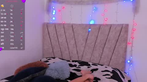 Snapshot of brave_heart__ chatting on 10-23-25, 01:05 Khate online show from 10-23-25, 01:05