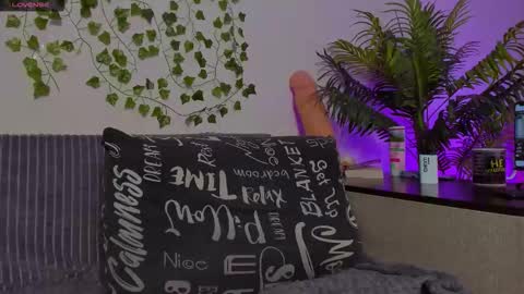 Johny Bravo online show from 11-23-25, 10:15