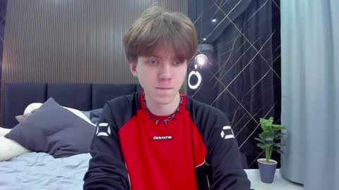 Snapshot of braxiboy chatting on 02-08-25, 08:21 Brax online show from 02-08-25, 08:21