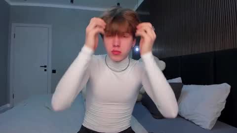 Snapshot of braxiboy chatting on 02-19-25, 10:09 Brax online show from 02-19-25, 10:09