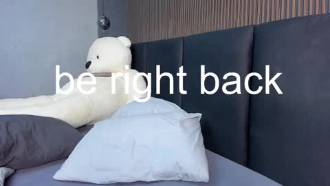 Snapshot of braxiboy chatting on 02-21-25, 11:44 Brax online show from 02-21-25, 11:44