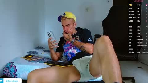 Snapshot of bray_hotboy chatting on 05-22-26, 03:28 Bray Hotboy online show from 05-22-26, 03:28