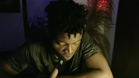Snapshot of brayan1111x chatting on 06-18-26, 01:28 brayan1111x online show from 06-18-26, 01:28