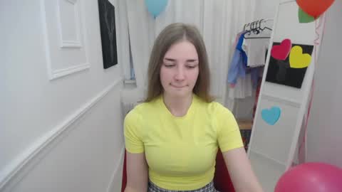 Bree online show from 04-25-26, 01:14