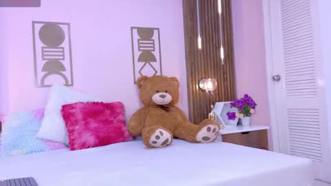 Bree  online show from 02-25-26, 12:26