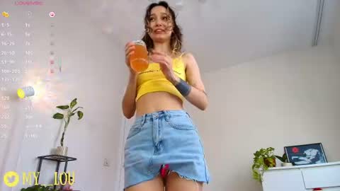 Snapshot of breeding_material chatting on 07-15-26, 03:28 Ashley Dolce and Lou online show from 07-15-26, 03:28