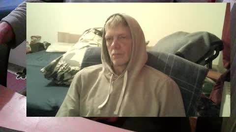 Snapshot of bremer64 chatting on 11-02-25, 10:50 bremer64 online show from 11-02-25, 10:50