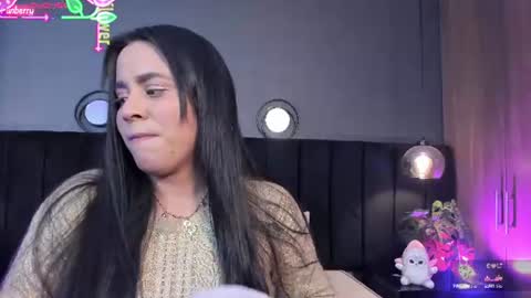 Snapshot of brenda__garcia chatting on 06-23-26, 03:26 online show from 06-23-26, 03:26