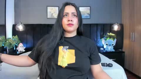 Snapshot of brenda__garcia chatting on 07-01-26, 03:19 online show from 07-01-26, 03:19