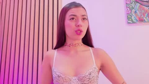 Snapshot of brenda_sky19 chatting on 05-17-26, 03:08 brenda_sky19 online show from 05-17-26, 03:08