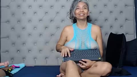 BRENDA VELASQUEZ online show from 03-19-26, 07:18