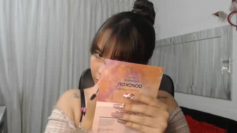 Snapshot of brendaasmith1 chatting on 01-05-25, 03:00 Brenda online show from 01-05-25, 03:00