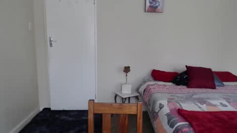 ask me lol online show from 12-27-24, 06:24