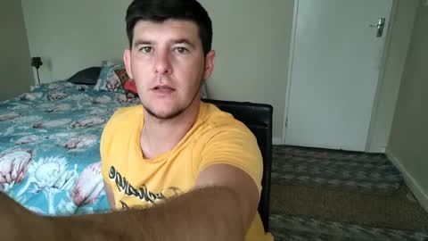 ask me lol online show from 01-04-25, 02:56