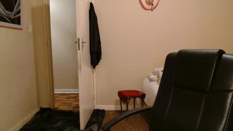 ask me lol online show from 04-09-26, 02:55