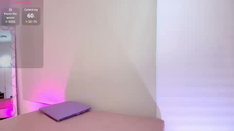 BRENDDA  online show from 02-13-25, 06:52