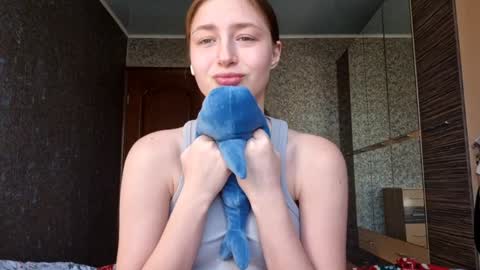 Mia   online show from 02-16-26, 07:04