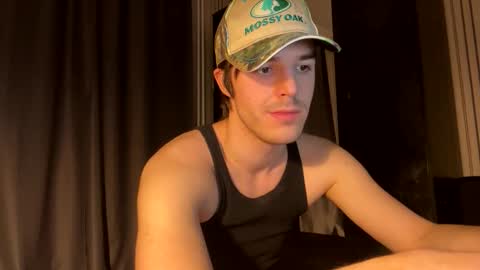 Snapshot of brendon000hardt chatting on 02-01-26, 12:59 brendon000hardt online show from 02-01-26, 12:59