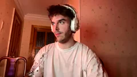 Snapshot of brendon000hardt chatting on 03-20-26, 03:50 brendon000hardt online show from 03-20-26, 03:50