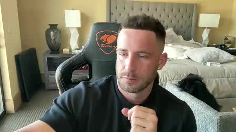 Brett Mycles online show from 02-08-25, 08:10