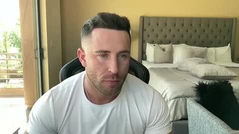 Brett Mycles online show from 09-26-25, 06:23