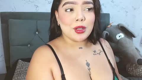 Snapshot of brhiana chatting on 04-17-26, 08:23 Brhiana online show from 04-17-26, 08:23