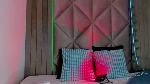 B R I A  online show from 12-01-25, 07:30