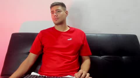 brian_mac online show from 01-04-25, 03:49