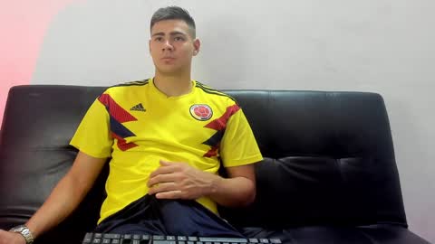 brian_mac online show from 01-08-25, 05:59