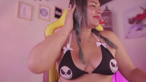 Briana online show from 06-05-26, 06:35